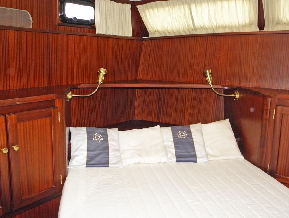 Aft cabin, Accommodation